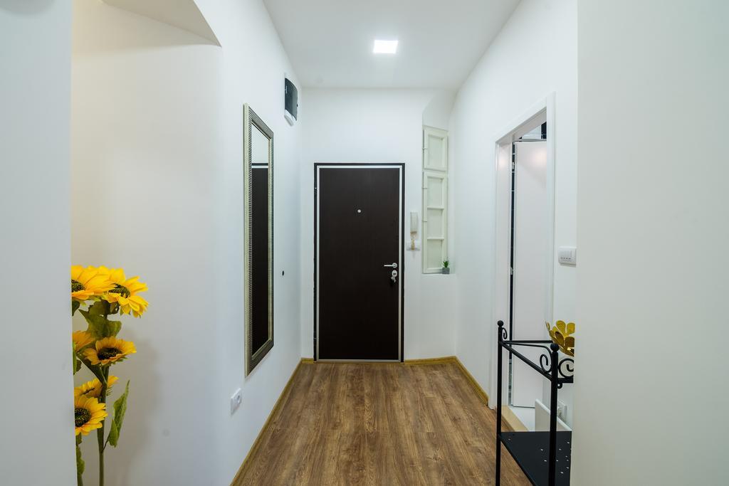 CheckBelgradeApartment- City Center Buitenkant foto
